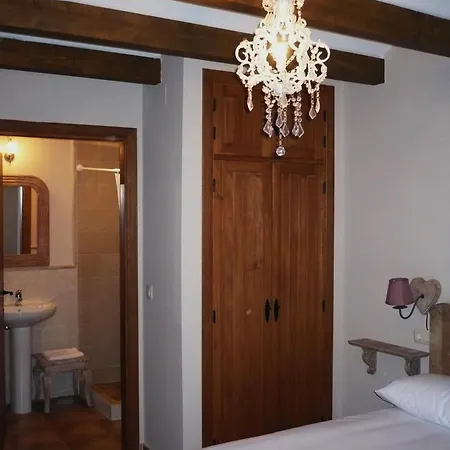 Turisticos Rincon De La Magdalena * Plasencia