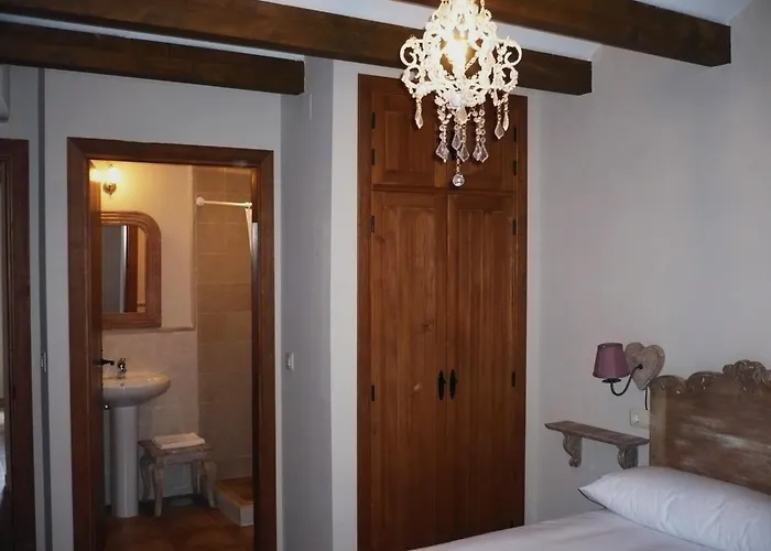 Turisticos Rincon De La Magdalena * Plasencia